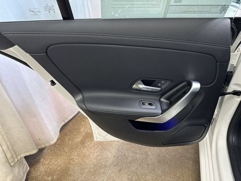Used 2025 Mercedes-Benz CLA 250 image 23