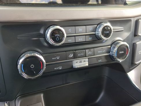 Used 2024 Ford F150 XLT w/ Mobile Office Package image 27