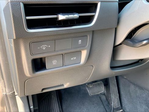 Used 2025 Hyundai Sonata SEL FWD image 35