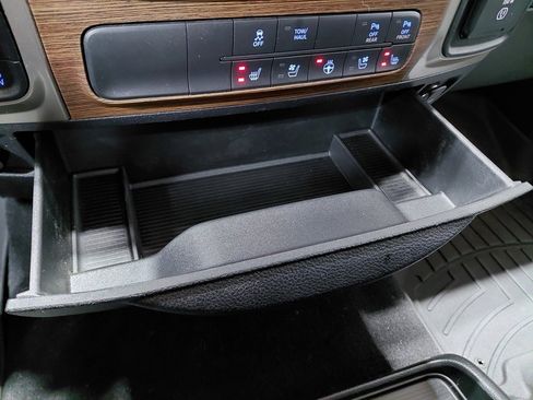 Certified 2018 RAM 1500 Laramie image 35