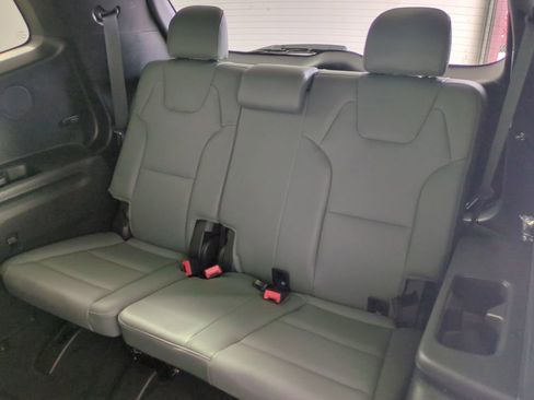 Used 2023 Kia Telluride EX X-Line AWD/4WD image 16