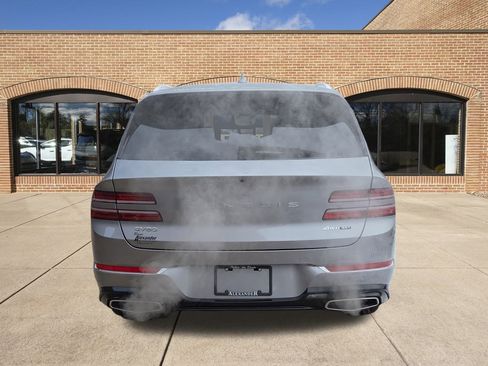 Used 2024 Genesis GV80 3.5T image 4