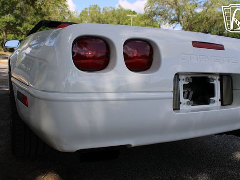 Used 1995 Chevrolet Corvette Convertible RWD image 31