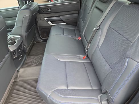 Used 2023 Toyota Tundra Platinum AWD/4WD image 18