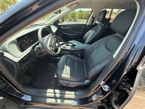 Used 2022 Kia EV6 Wind AWD/4WD image 9