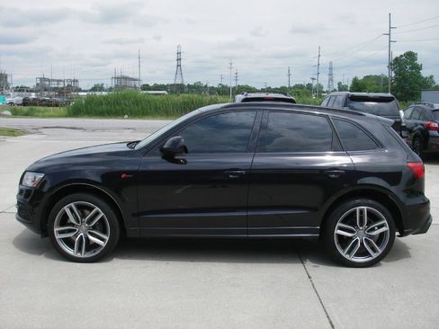 Used 2015 Audi SQ5 Premium Plus w/ Technology Package AWD/4WD image 10