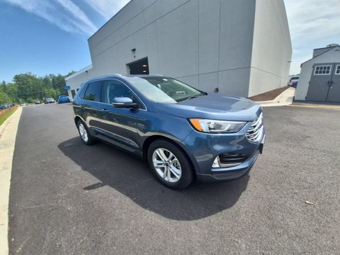 Used 2019 Ford Edge SEL w/ Equipment Group 201A AWD/4WD image 3