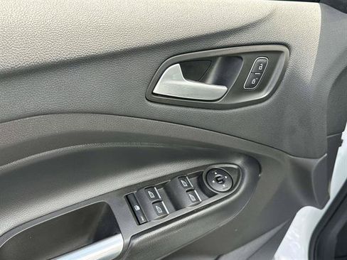 Used 2019 Ford Escape SEL AWD/4WD image 10