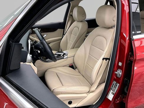 Used 2017 Mercedes-Benz GLC 300 4MATIC image 25