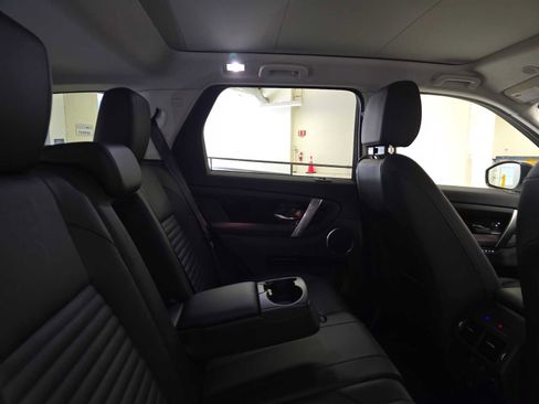 Certified 2025 Land Rover Discovery Sport S image 12