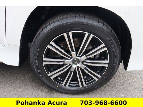 Used 2021 Lexus LX 570 4WD w/ Luxury Package image 36