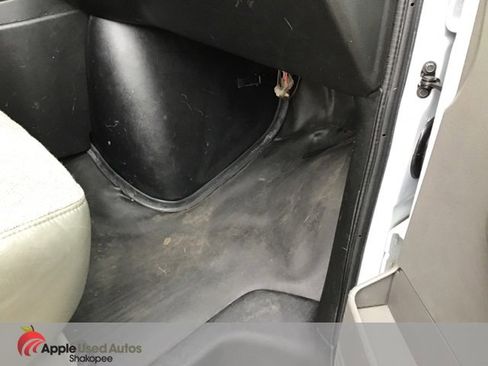 Used 2018 Chevrolet Express 2500 w/ Driver Convenience Package image 16