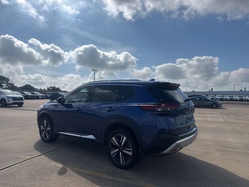 Certified 2023 Nissan Rogue Platinum w/ Platinum Premium Package FWD image 15