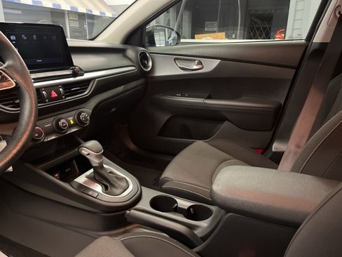 Used 2023 Kia Forte LX image 14