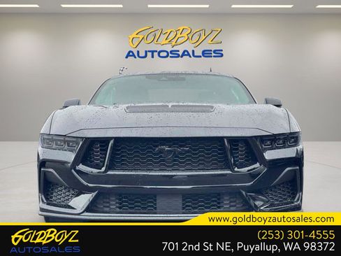 Used 2025 Ford Mustang GT Premium RWD image 9