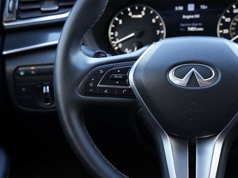 Certified 2025 INFINITI QX50 Sport image 10
