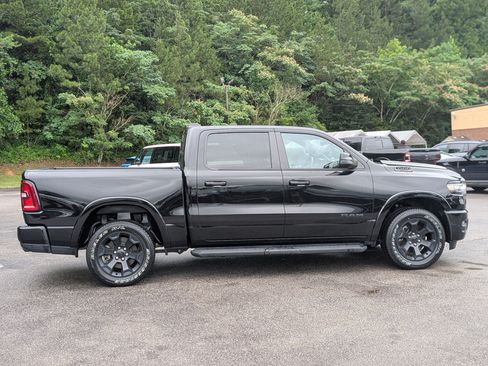 Used 2025 RAM 1500 Big Horn AWD/4WD image 10
