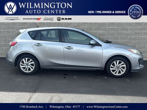 Used 2013 MAZDA MAZDA3 i Touring FWD image 1