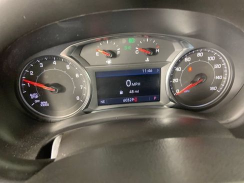 Used 2024 GMC Terrain SLT FWD image 33