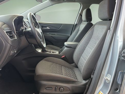 Used 2023 Chevrolet Equinox LT AWD/4WD image 22