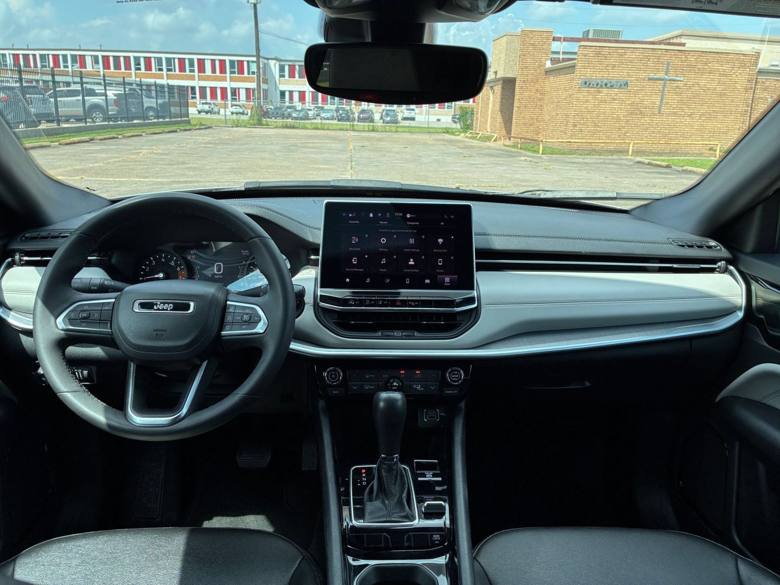Used 2025 Jeep Compass Limited AWD/4WD image 33