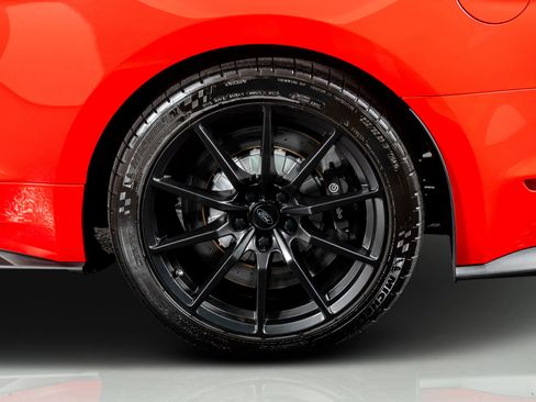 Used 2018 Ford Mustang Shelby GT350 w/ Electronics Package image 17