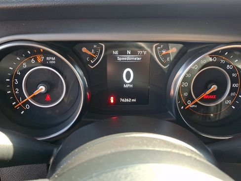 Used 2021 Jeep Wrangler Unlimited Sport AWD/4WD image 19