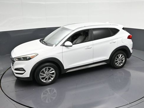 Used 2018 Hyundai Tucson SEL FWD image 22