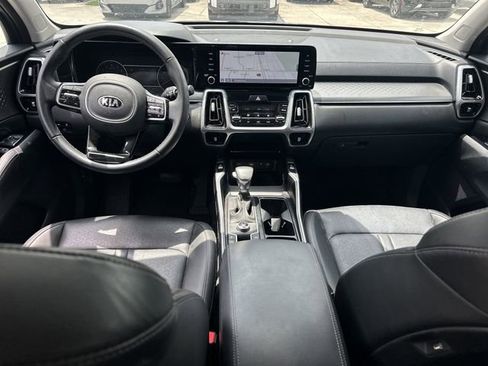Certified 2021 Kia Sorento SX FWD image 16