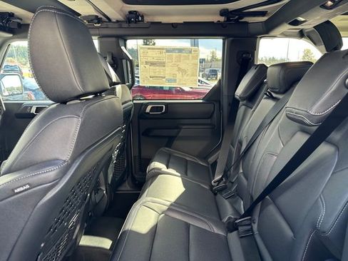 New 2025 Ford Bronco Badlands AWD/4WD image 20