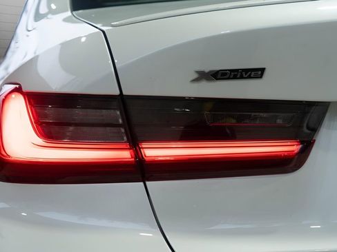 Used 2021 BMW M340i xDrive M340i xDrive w/ Premium Package image 5