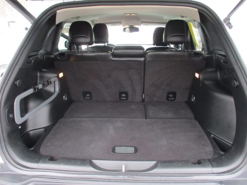 Used 2018 Jeep Cherokee Limited w/ High Altitude Package image 13