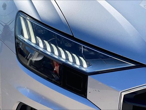 Used 2019 Audi Q8 Prestige w/ Luxury Package image 28