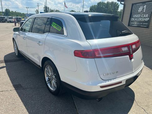 Used 2014 Lincoln MKT AWD w/ Equipment Group 201A image 7
