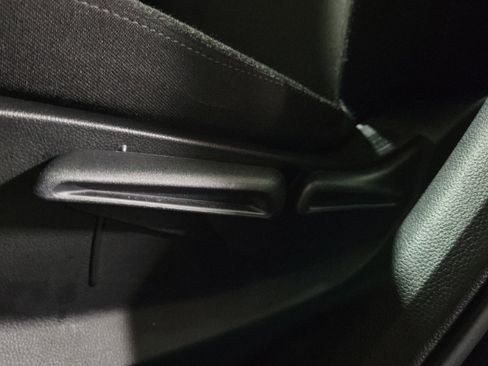 Certified 2025 Honda CR-V LX image 19