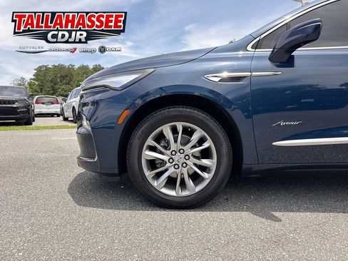 Used 2023 Buick Enclave Avenir w/ Avenir Technology Package FWD image 13