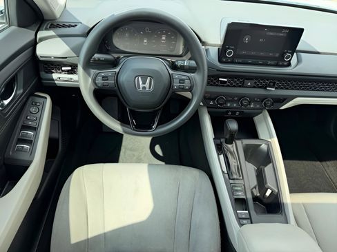 Certified 2023 Honda Accord EX image 12