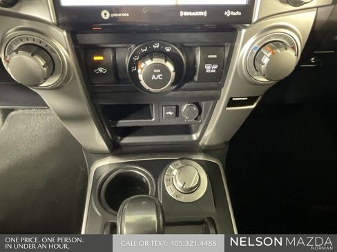 Used 2020 Toyota 4Runner SR5 Premium image 34