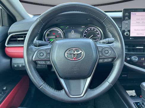 Used 2024 Toyota Camry XSE FWD image 15