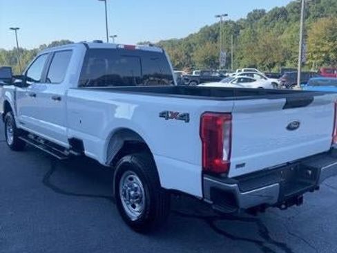 New 2026 Ford F250 XL AWD/4WD image 3