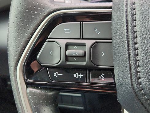 Used 2024 Toyota Tundra SR5 AWD/4WD image 17