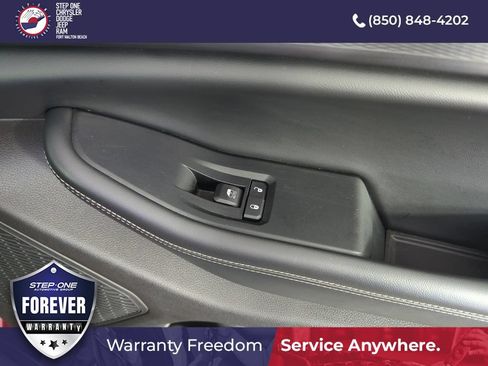 Used 2024 Jeep Grand Cherokee Altitude AWD/4WD image 33