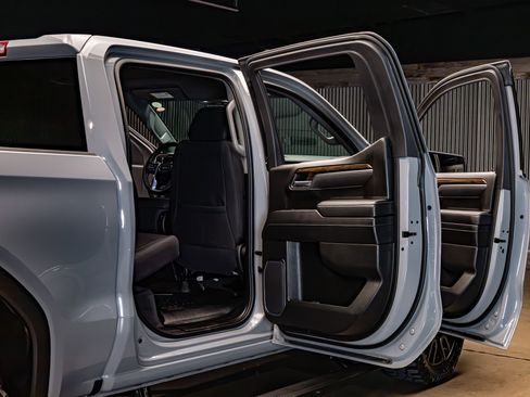 Used 2024 GMC Sierra 1500 Elevation image 28