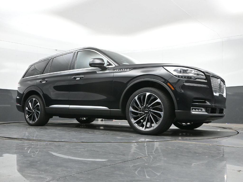 Used 2022 Lincoln Aviator Reserve w/ Equipment Group 201A AWD/4WD image 45