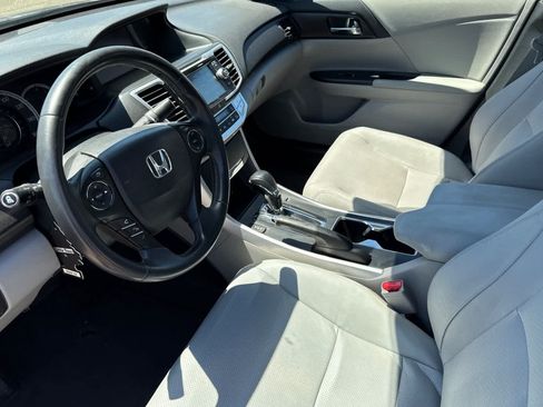 Used 2014 Honda Accord EX-L image 9