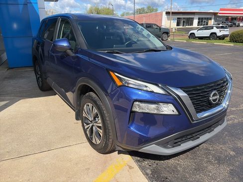 Used 2023 Nissan Rogue SV AWD/4WD image 5