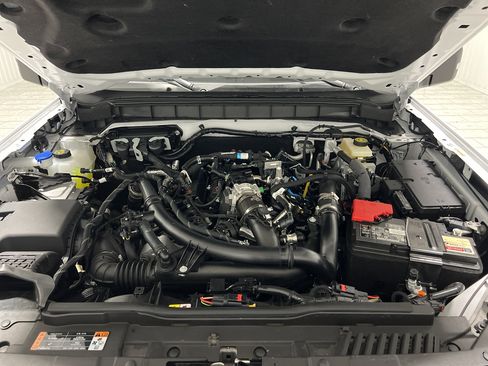 Used 2024 Ford Bronco Badlands image 28