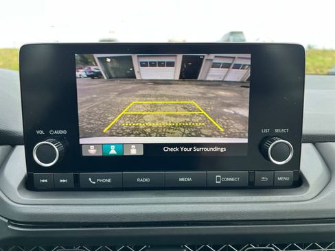 Used 2023 Honda Accord LX image 23