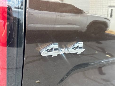 Used 2020 Toyota Tundra Platinum AWD/4WD image 34