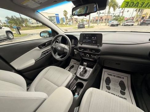 Used 2023 Hyundai Kona SEL w/ Cargo Package FWD image 10